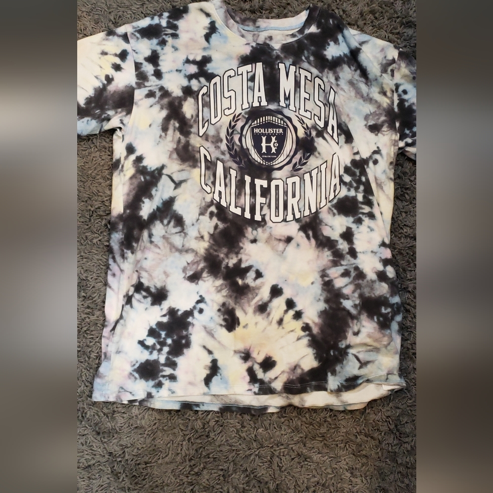 Hollister T-shirt size M